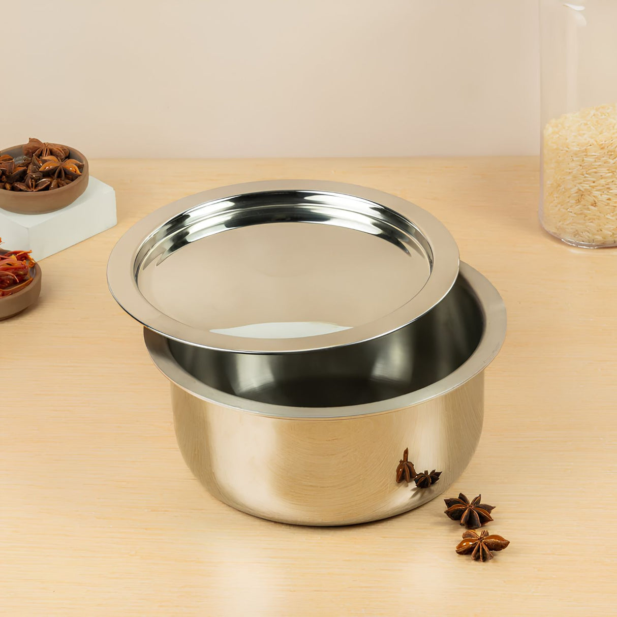 Avias Riara Premium Stainless Steel Triply Tope with SS Lid 16 cm \ 1.5 L_