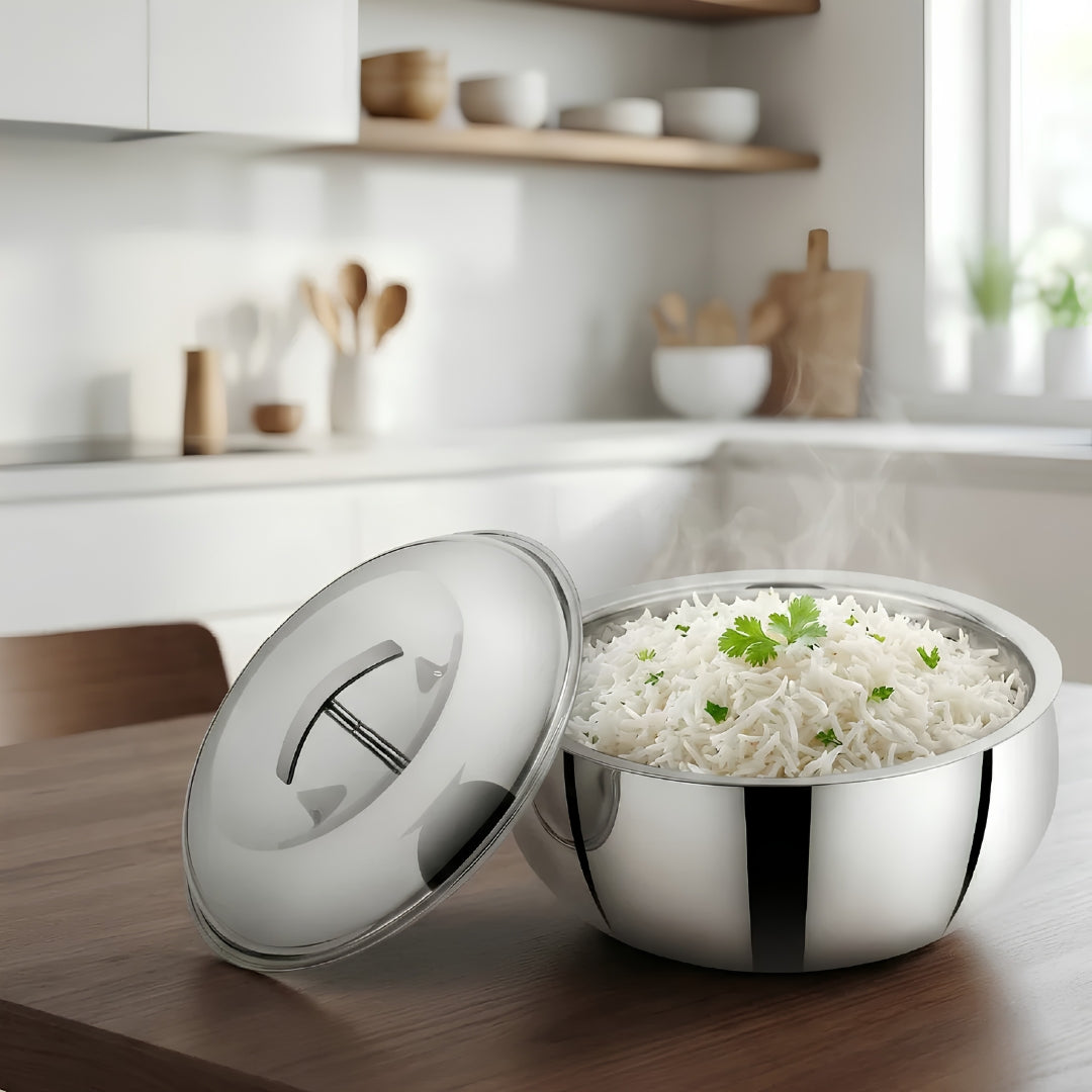 Mahaa Curve Plain Premium Double Wall Insulated SS Casserole with Lid 2800 ml_Front View2