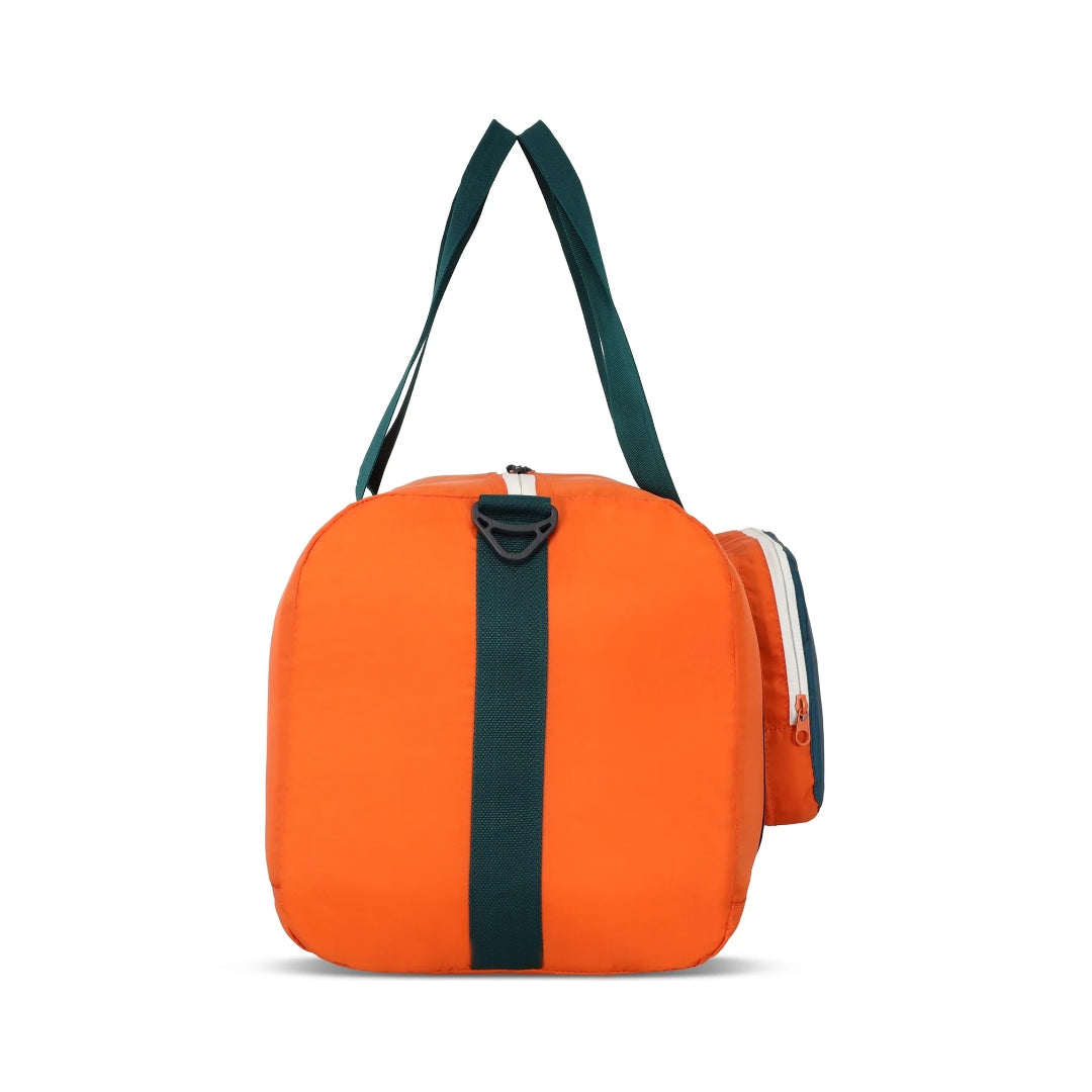 American Tourister Packable Duffle 03 - Amberglow Side View_3