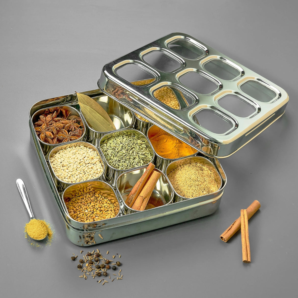 Avias%20Stainless%20Steel%20Square%20Spice%20Box%20with%209%20Containers%20and%20Glass%20Lid%20%E2%80%93%20Large%20_3