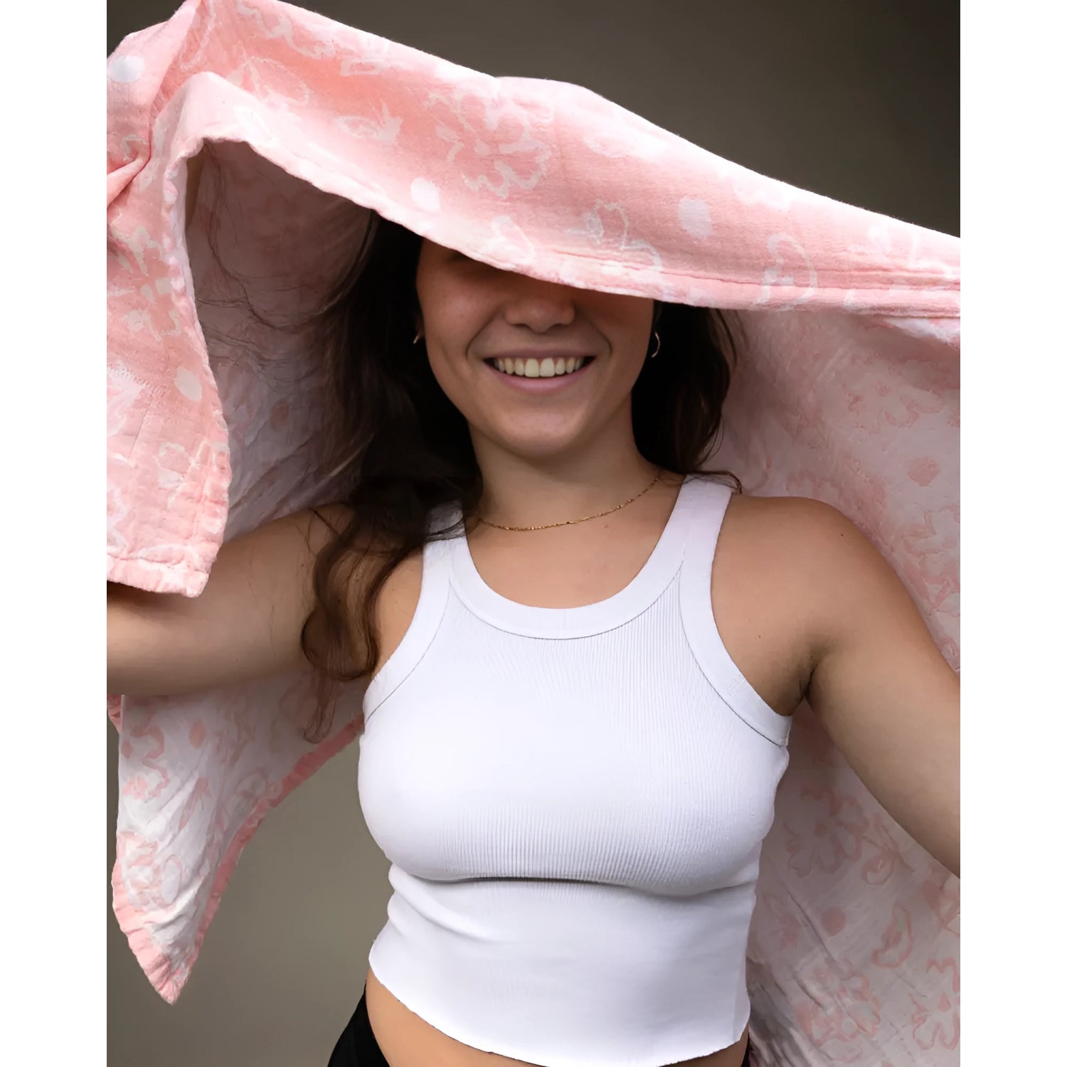 Doctor Towels Banana Jacquard Floral Bath Towel  75 X 150cm - Coral - Image 3 - Buy Online at Chera Home Junction Coimbatore