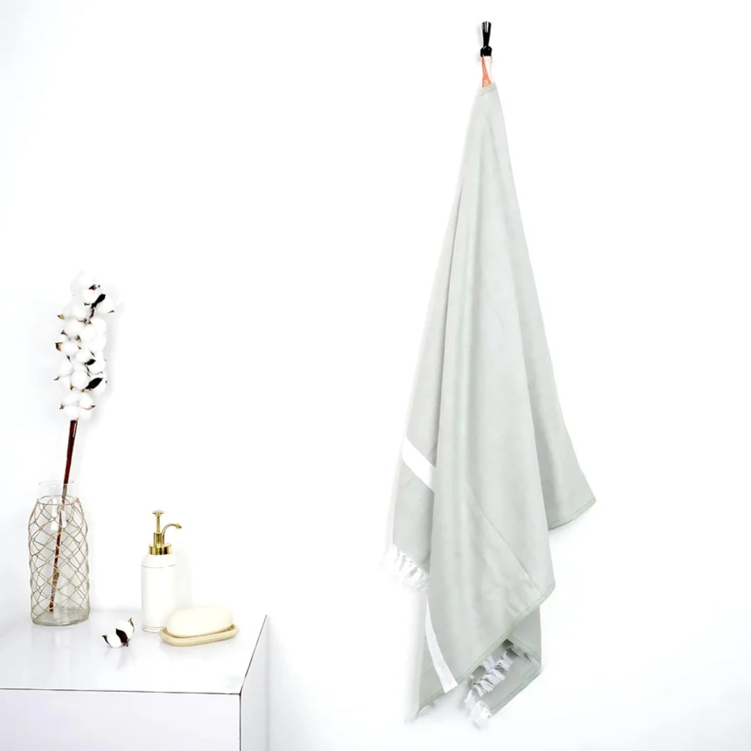 Doctor Towels Cambric Solid Bath Towel 30X60in-ForestGreen_Features2