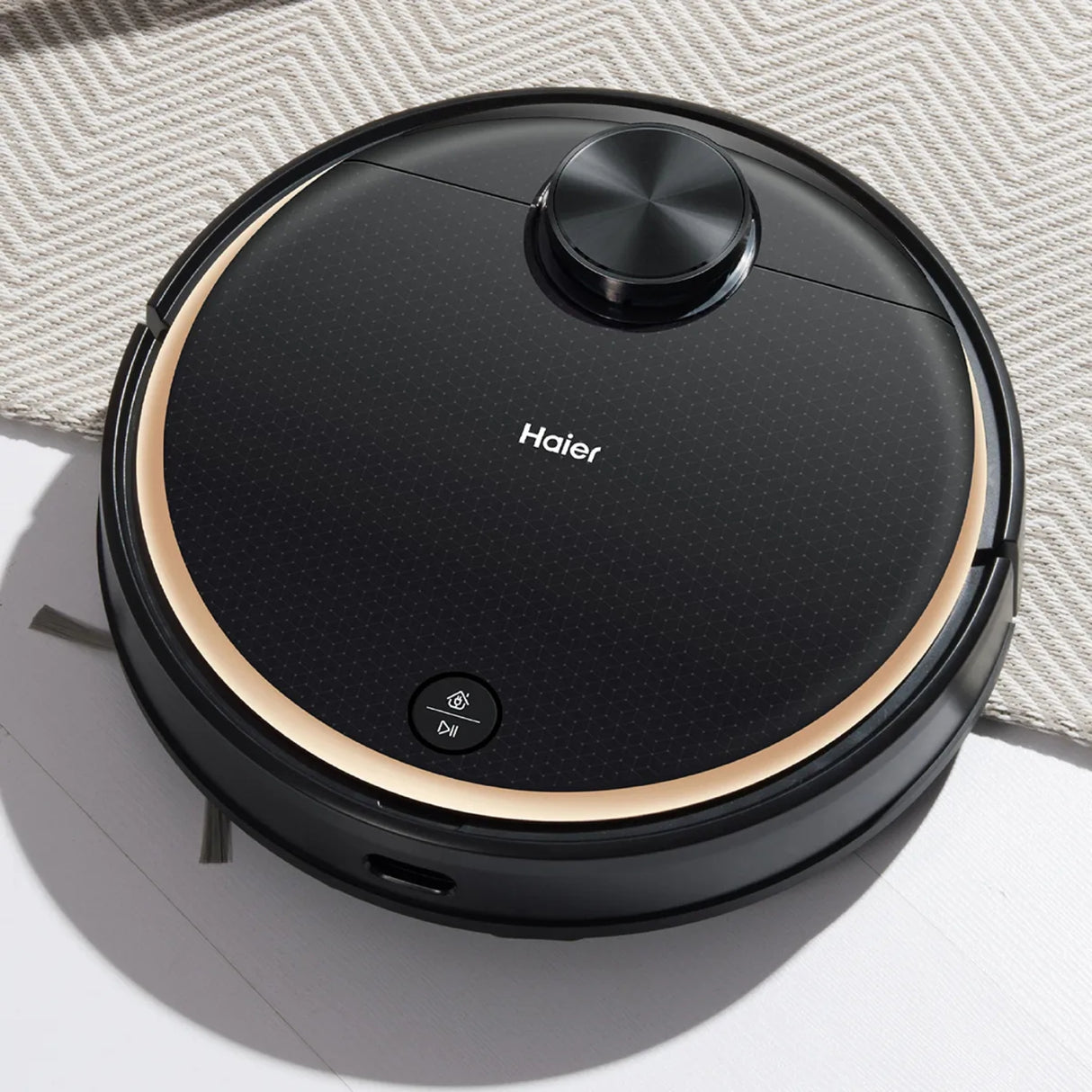 Haier PRO bot DTX Vacuum Cleaner 5000 Pa - Black