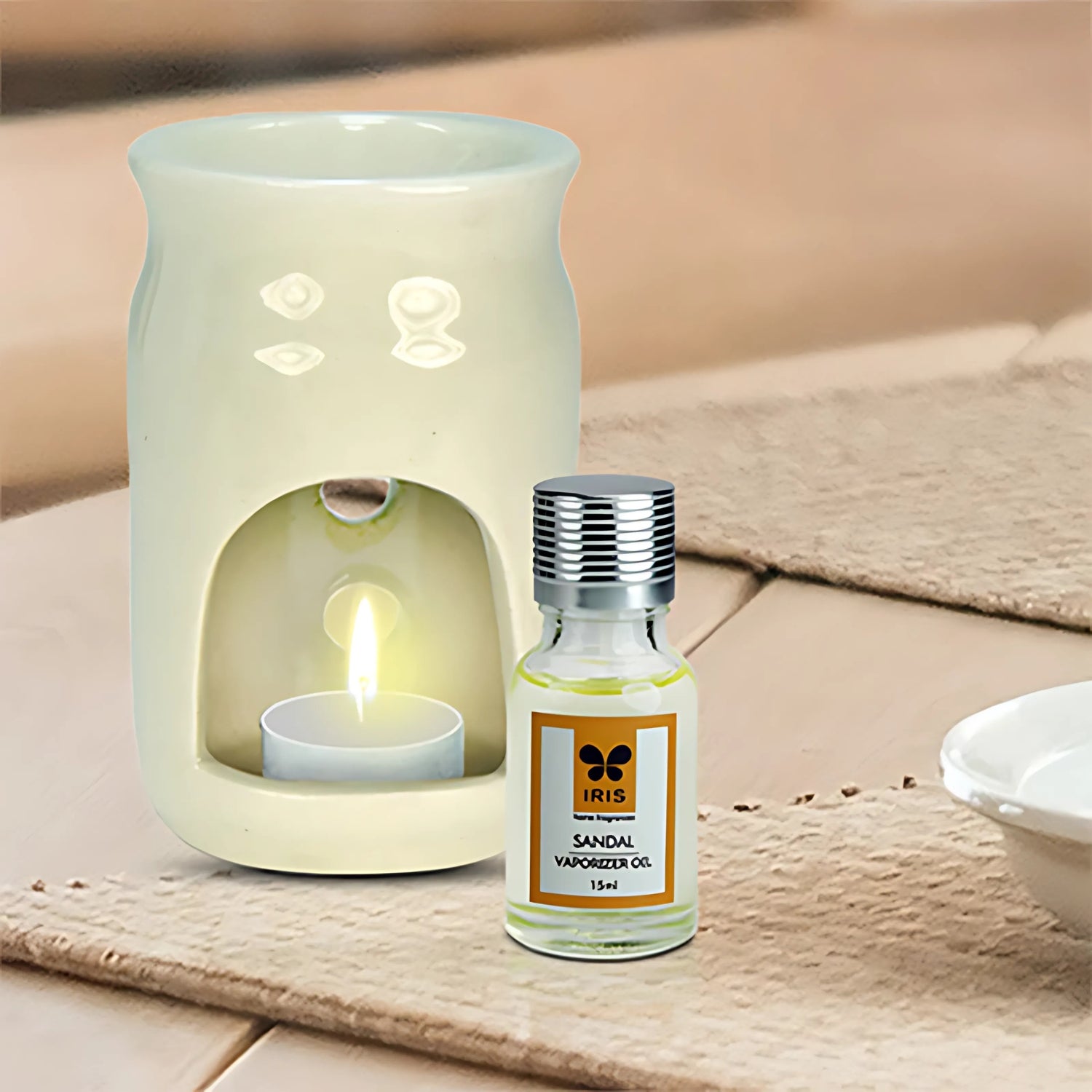 IRIS Vaporizer Oil - Sandal - Image 2 - Buy Online at Chera Home Junction Coimbatore