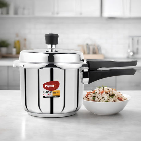 Pigeon Inox Cute Stainless Steel Pressure Cooker 3 L_Front View 2