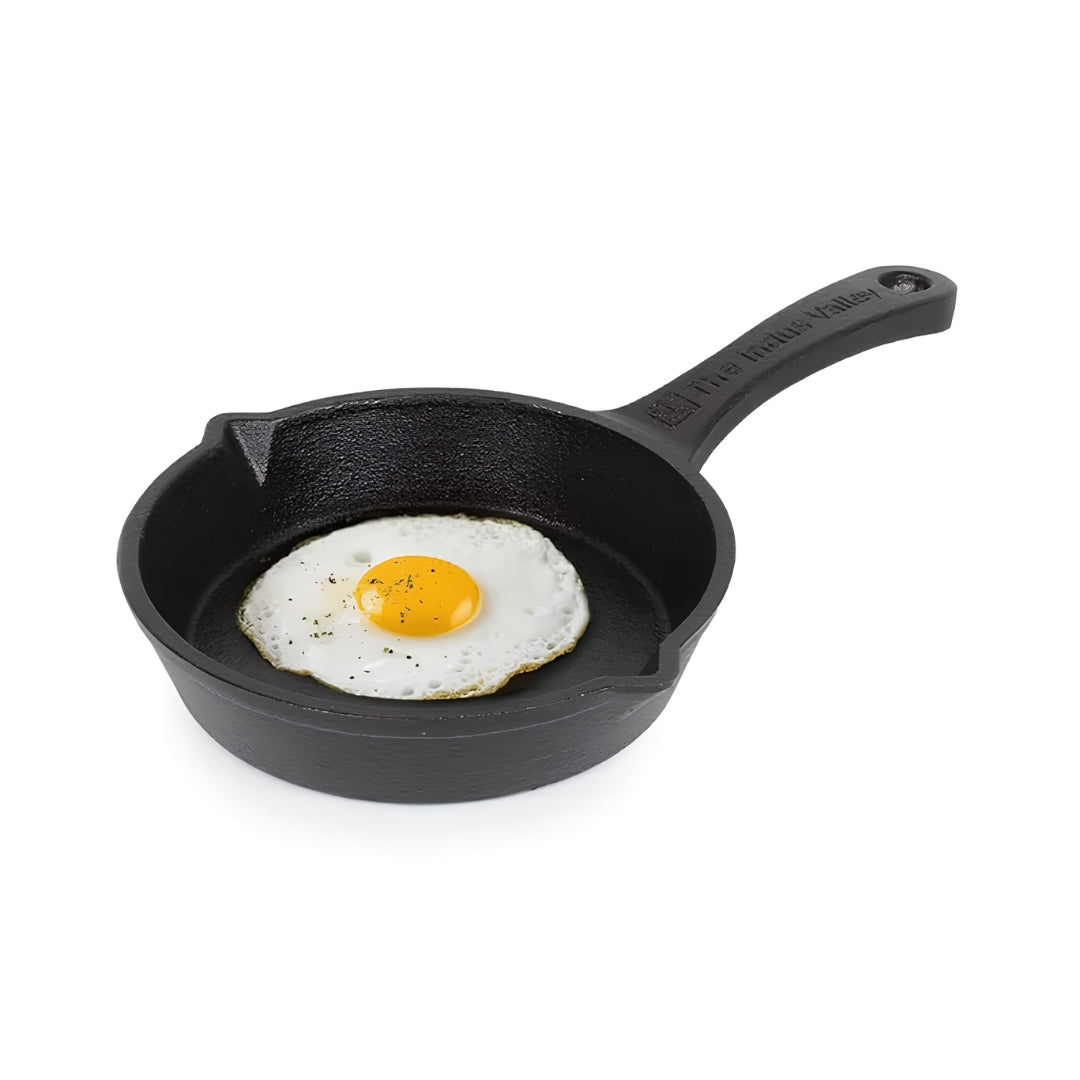 The Indus Valley Cast Iron Mini Skillet 15.7 cm \ 6.2 inch – Black